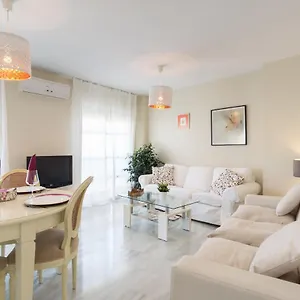 https://guadalmedina-riverside.1costadelsol.com